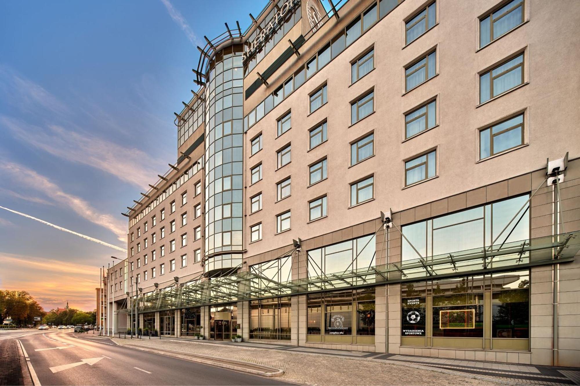 Sheraton Poznan Hotel Exterior foto The Westin Palace, Brussels